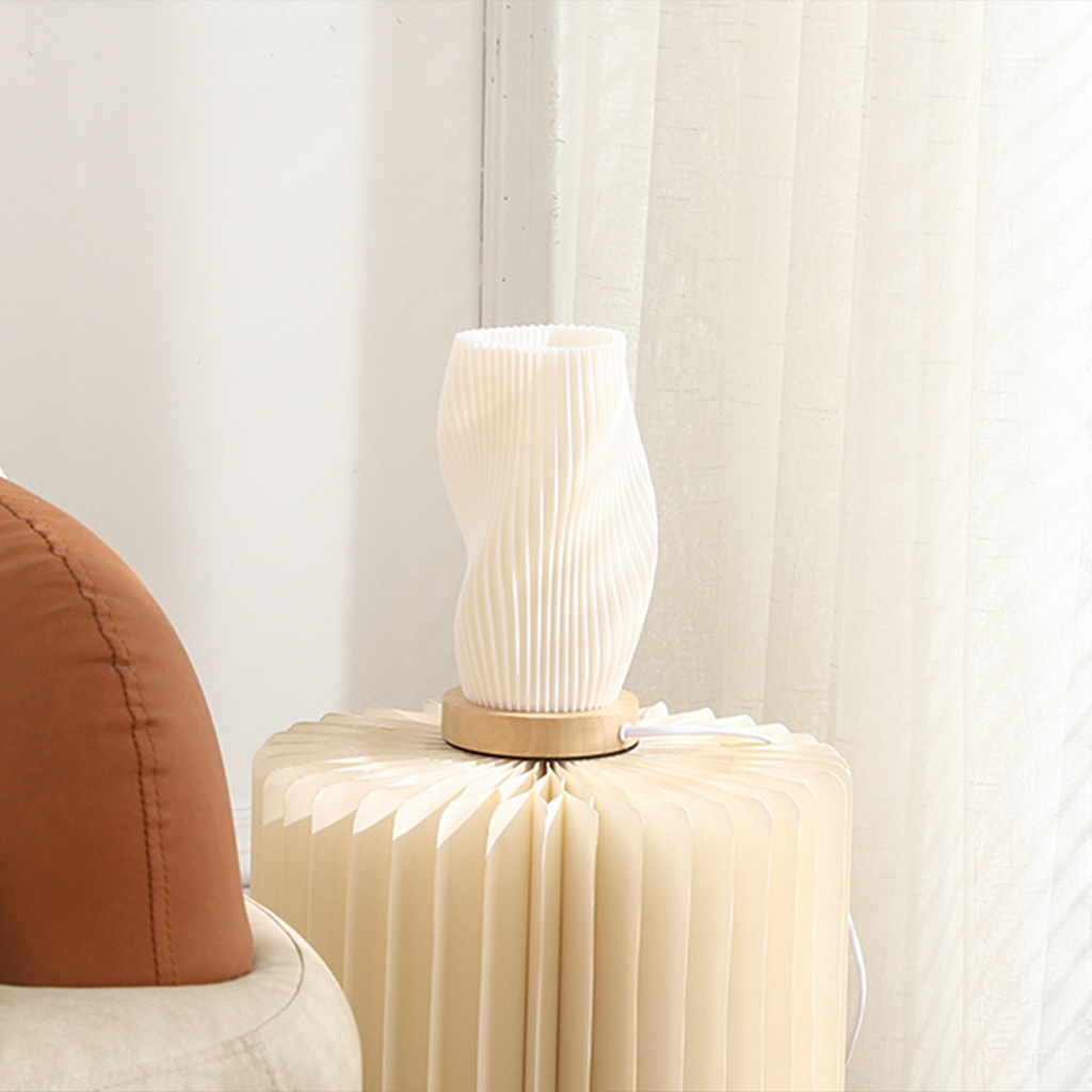 Lustra woodbase lamp